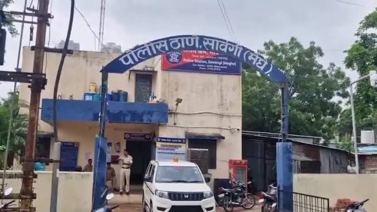 शिक्षक ने की आत्महत्या, आरोपी को गिरफ्तार करने में सावंगी पुलिस नाकाम.
