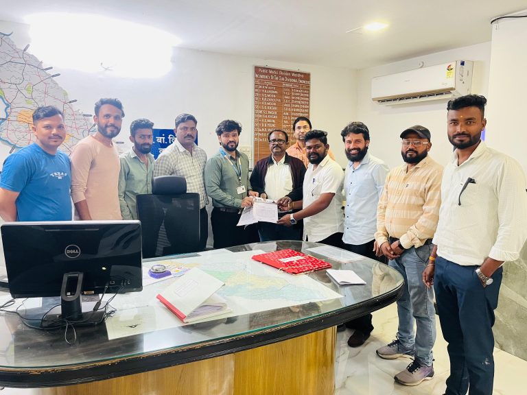 पुलगाव–शिरपूर २५ किमी रस्ता तातडीने दुरुस्त करण्याची मागणी; आंदोलनाचा इशारा